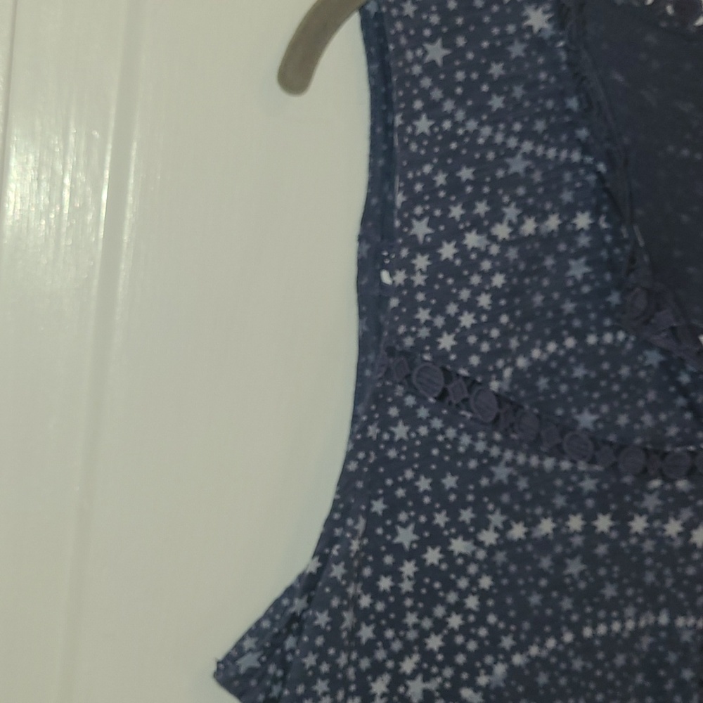 Lucky Brand Sleeveless Star-Print Tank Top - Blue - Picture 5 of 10